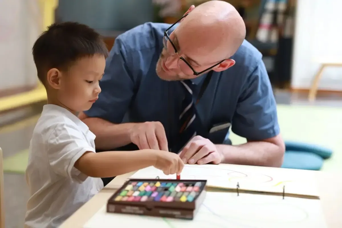 学习的黄金时段：为什么两岁是幼儿园教育的关键时期？